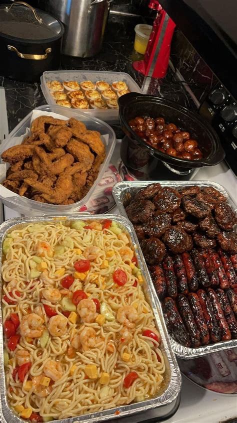 Cater To My Pussy .